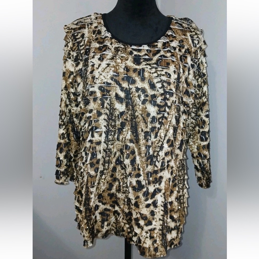 Kim Rogers women’s leopard print with sequins size large blouse 3/4 sleeves